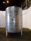 Used Tank, 3,000 Gallons, 304 Stainless Steel, Vertical. Approximate 92