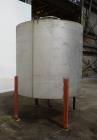 Used- Tank, Approximate 1500 gallon, 304 Stainless Steel, Vertical.