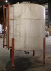 Used Tank, Approximately 1500 gallon, 304 Stainless Steel, Vertical.
