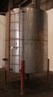 Used Tank, Approximately 2,000 gallon, 304 Stainless Steel, Vertical.