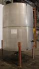 Used Tank, Approximately 2,000 gallon, 304 Stainless Steel, Vertical.
