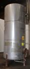 Used Tank, Approximately 2,000 gallon, 304 Stainless Steel, Vertical.