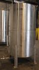 Used Tank, Approximately 1,000 gallon, 304 Stainless Steel, Vertical.