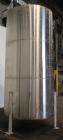 Used Tank, Approximately 2,300 gallon, 304 Stainless Steel, Vertical.