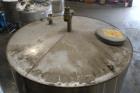 Used Tank, Approximately 2,300 gallon, 304 Stainless Steel, Vertical.