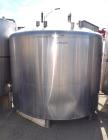Used Tank, Approximate 2000 Gallon, Stainless Steel, Vertical.