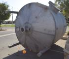 Used- Tank, Approximate 2200 Gallon, 316 Stainless Steel, Vertical. Approximate 90