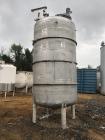 Used 2350 Gallon Stainless Steel Mixing Tank