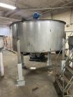 Used Tank, 1,100 Gallon Processing Vessel. 9' dia. X 10' high. With agitator, motor and VFD controller.  Stainless steel. 3