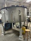 Used Tank, 1,100 Gallon Processing Vessel. 9' dia. X 10' high. With agitator, motor and VFD controller.  Stainless steel. 3