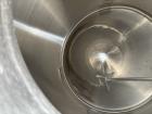 Used Tank, 1,500 gallon. Stainless steel. Dish Top, Cone Bottom.