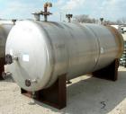 USED: Tank, 1,250 gallon, 304 stainless steel, horizontal. 54