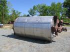 USED: Tank, 2800 gallon, 304 stainless steel. 6'6