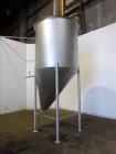 Used Apache Stainless Tank, Approximate 1,000 Gallon, 304 Stainless Steel, Vert