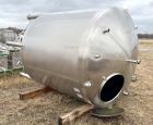 Used-Tank, 2000 gallon, Stainless steel.