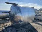 Cherry Burrell Model CV 2,000 Gallon Stainless Steel Vertical Tank