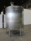 Used Cherry-Burrell Tank, 2000 Gallon, 316 Stainless Steel, Vertical. 84
