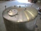 Used Cherry-Burrell Tank, 2000 Gallon, 316 Stainless Steel, Vertical. 84