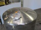 Used Cherry-Burrell Tank, 2000 Gallon, 316 Stainless Steel, Vertical. 84