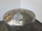 Used Cherry-Burrell Tank, 2000 Gallon, 316 Stainless Steel, Vertical. 84