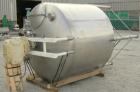 Used Creamery Package Tank, 1000 gallon, 304 stainless steel, vertical. 72