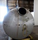 Used Custom Metalcraft Tank, Model 1188300, 1,321 Gallon, 304 Stainless Steel, Vertical. Approximately 76