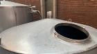 Used Industries D'Acler Tank, Approximate 4730 Liter (1249 Gallon), 316 Stainless Steel, Vertical. Approximate 72