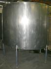 USED: G & F Manufacturing tank, 1000 gallon, 304 stainless steel, vertical. 74