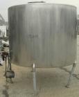 USED: G & F Manufacturing tank, 1000 gallon, 304 stainless steel, vertical. 74