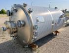 Unused 1,260 Gallon equivalent to 40 BBL 304 Stainless steel agitated Tank fabri