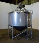 Used Mueller Mix Tank, 1,500 Gallon, Model F, 304 Stainless Steel, Vertical
