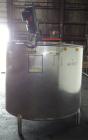 Used Mueller Tank, 1000 Gallons, 316 Stainless Steel, Vertical.  Approximately 76