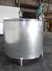 Used Mueller Tank, 1000 Gallons, 316 Stainless Steel, Vertical.  Approximately 76