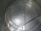 Used Tank, 2000 Gallon, 304 Stainless Steel, Vertical. 84