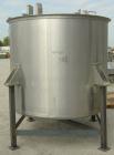 Used Tank, 1200 gallon, 316 stainless steel, vertical. 72