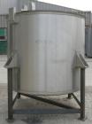 Used Tank, 1200 gallon, 316 stainless steel, vertical. 72