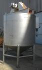 Used- Tank, 1100 Gallon, 304 Stainless Steel, Vertical. 72