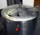 Used Tank, 2000 Gallon, Stainless Steel, Vertical. 84