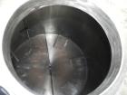 Used Tank, 2000 Gallon, 304 Stainless Steel, Vertical. 84