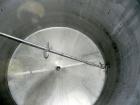 Used Tank, 2000 Gallon, 304 Stainless Steel, Vertical. 84
