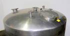Used Tank, 2000 Gallon, 304 Stainless Steel Vertical. 84