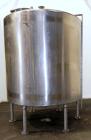Used Tank, 2000 Gallon, 304 Stainless Steel Vertical. 84