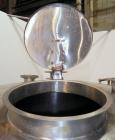 Used Tank, 2000 Gallon, 304 Stainless Steel Vertical. 84