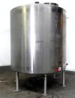 Used Tank, 2000 Gallon, 304 Stainless Steel Vertical. 84