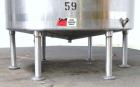 Used Tank, 2000 Gallon, 304 Stainless Steel Vertical. 84
