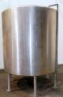 Used Tank, 2000 Gallon, 304 Stainless Steel Vertical. 84