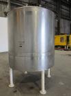 Used Tank, 1000 Gallon, 304 Stainless Steel, Vertical. 66