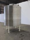 Previous owned - Tank, 1500 Gallon, 304 Stainless Steel, Vertical. 75-1/2