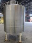 Used Tank, 1000 Gallon, 304 Stainless Steel, Vertical. 66