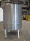Used Tank, 1000 Gallon, 304 Stainless Steel, Vertical. 66